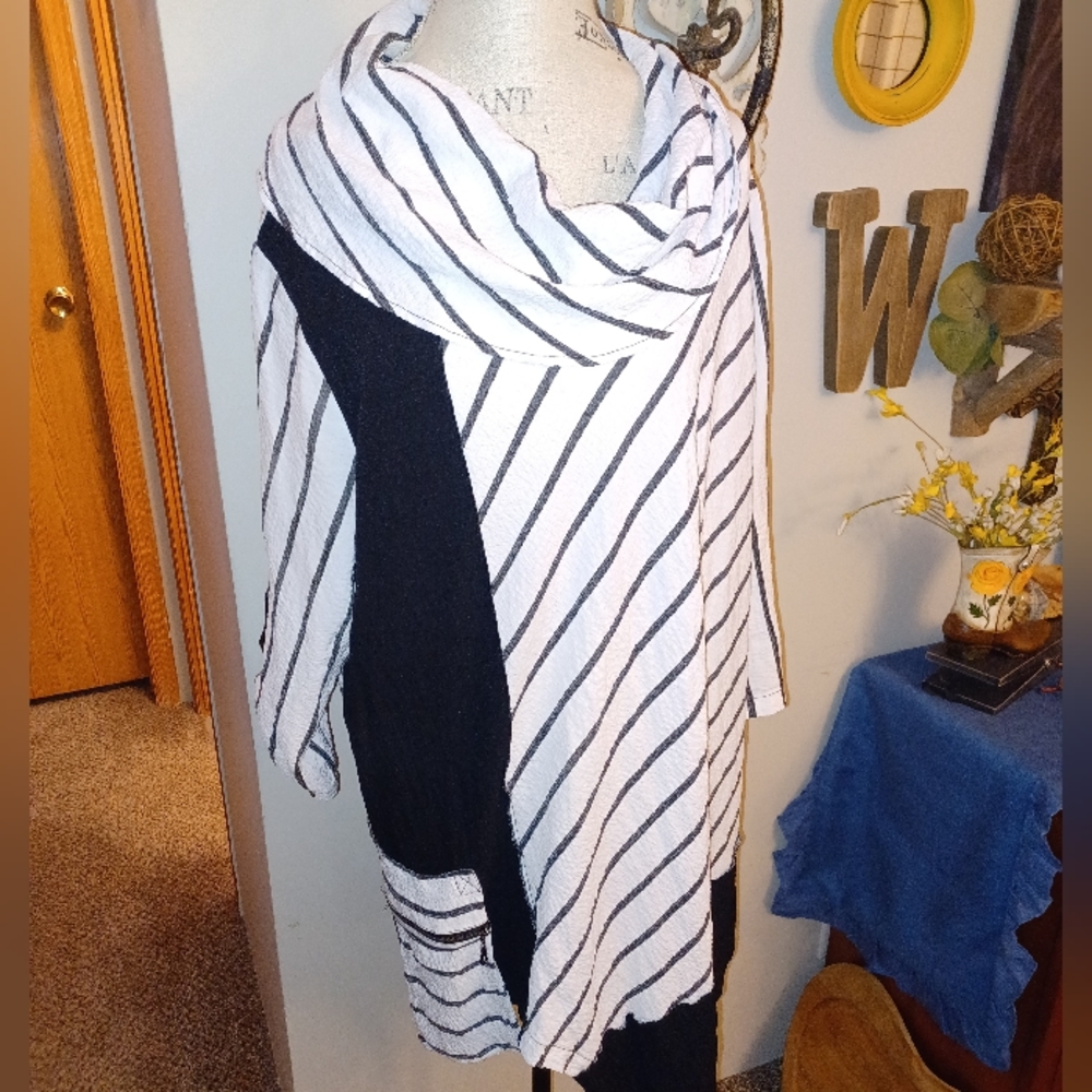 Ali Miles blouse
